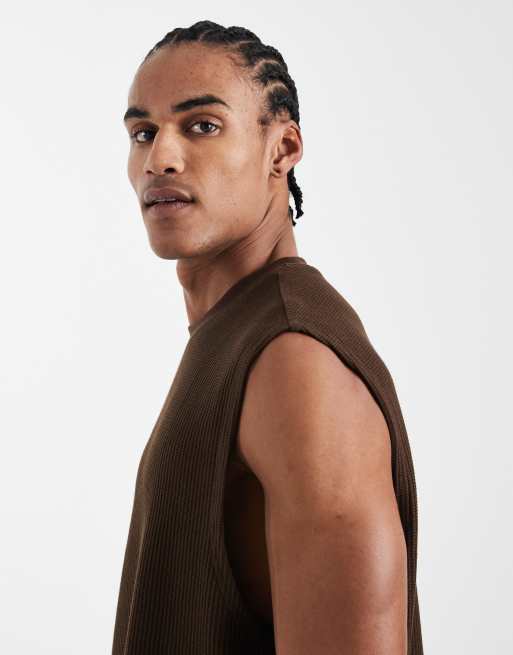 Camiseta marrón sin mangas extragrande de tejido grueso gofrado de ASOS DESIGN, 4 de 5
