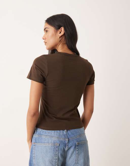 Camiseta marrón y rosa con detalle de texto de JJXX, 4 de 4