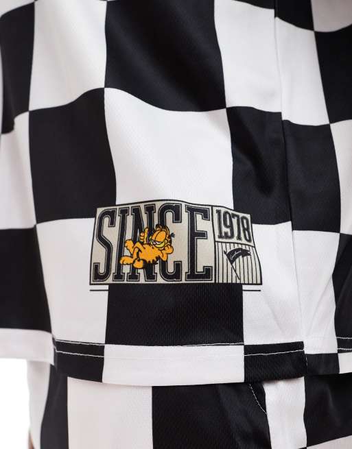 Camiseta monocromática extragrande con diseño de estilo deportivo de Garfield de Cult Classics , 3 de 4