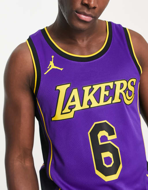 Camiseta morada sin mangas de LeBron James de los LA Lakers de la