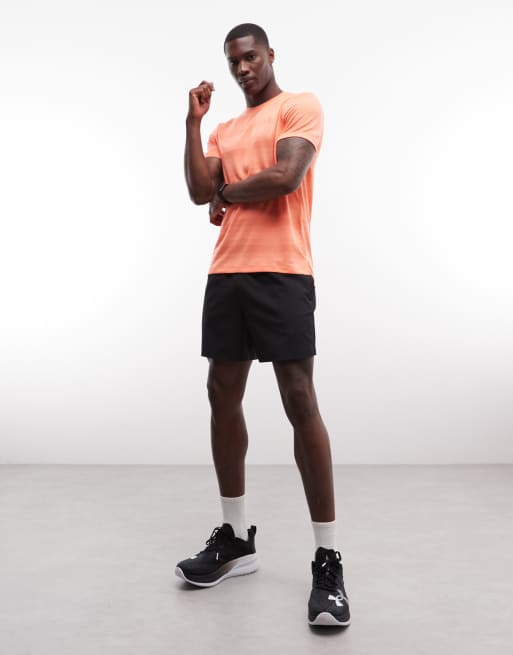 Camiseta naranja mandarina de manga corta para correr Velociti de Under Armour, 2 de 5