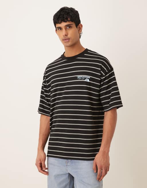 Camiseta negra a rayas texturizadas de corte extragrande con estampado gráfico "Archive" de ASOS DESIGN , 3 de 5