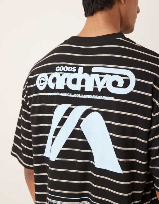 Camiseta negra a rayas texturizadas de corte extragrande con estampado gráfico "Archive" de ASOS DESIGN , 5 de 5