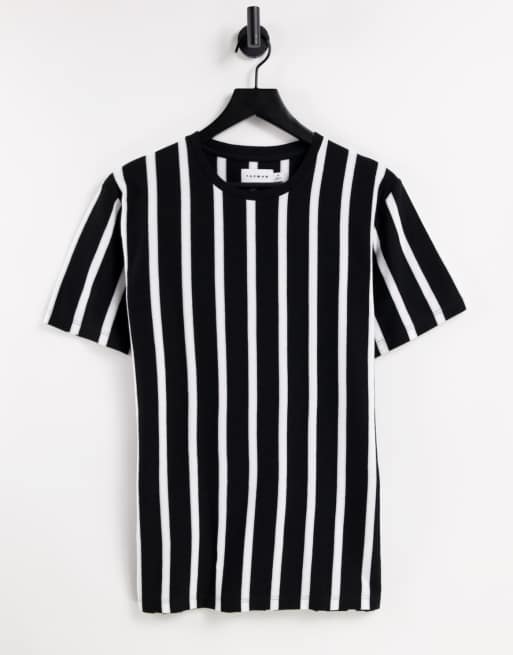 Camiseta negra a rayas verticales blancas de corte cl sico de Topman