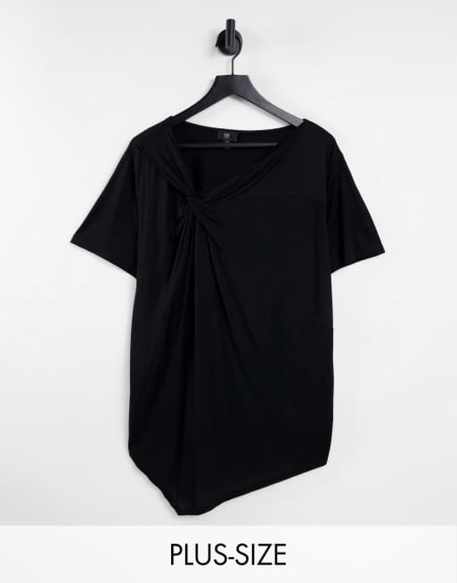 Camiseta negra asimétrica con hombros retorcidos de River Island Plus