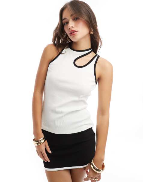 Camiseta negra asimétrica sin mangas con ribetes blancos de Selected Femme  - view 1