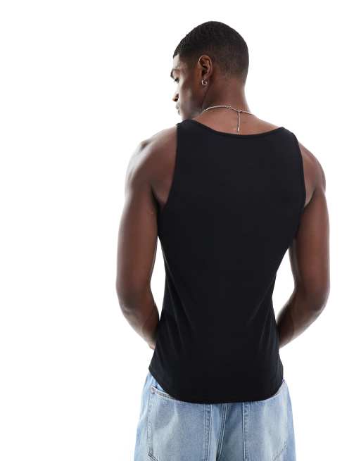 Camiseta negra básica ajustada de tirantes con cuello cuadrado de canalé de ASOS DESIGN, 4 de 4
