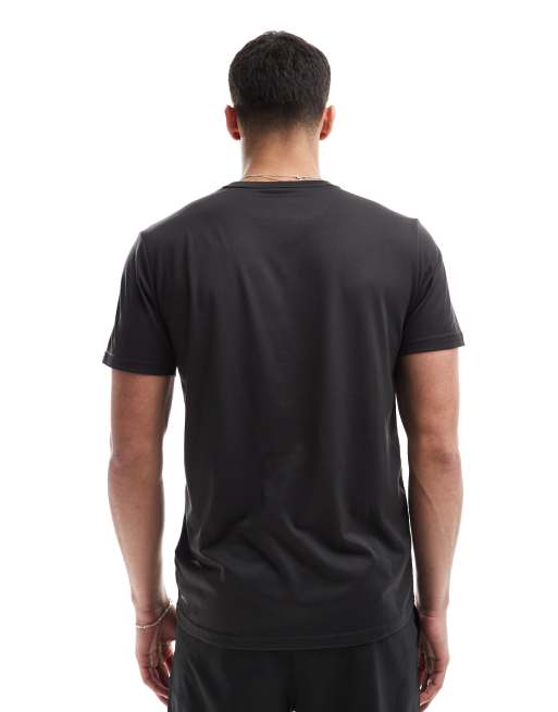Camiseta negra básica de PUMA, 3 de 4