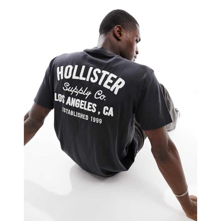 Camiseta negra con detalle bordado en la espalda de Hollister RcjShops