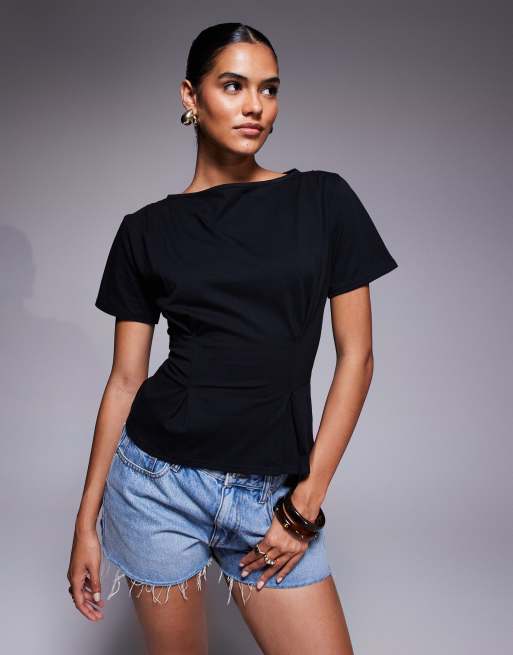 Camiseta negra con detalles entallados en la parte delantera de algodón de Fashionkilla