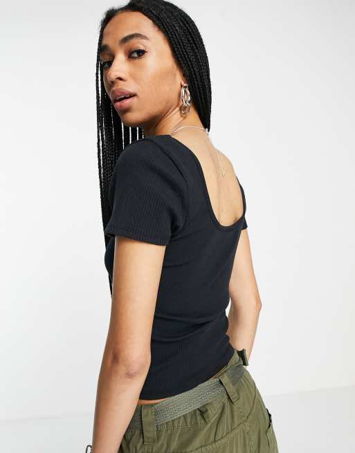 Camiseta negra con escote cuadrado de canalé de Topshop, 2 de 4