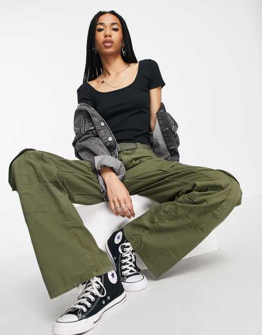 Camiseta negra con escote cuadrado de canalé de Topshop, 4 de 4