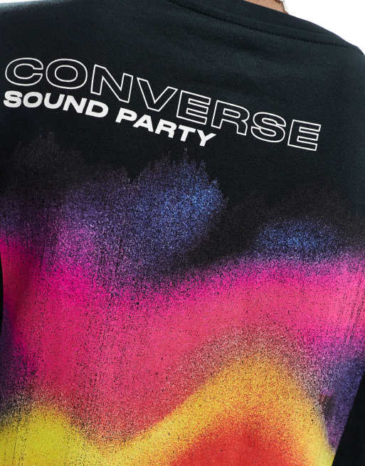 Camiseta negra con estampado colorido de ondas sonoras de Converse, 4 de 4