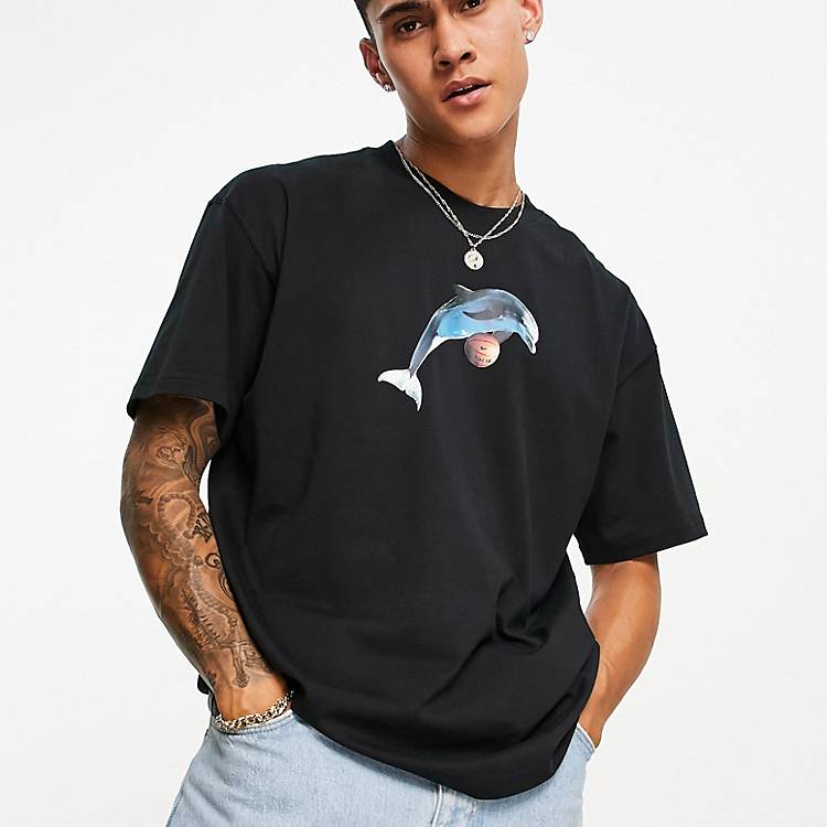Zumbido Verde amanecer Camiseta negra con estampado de delfín en el pecho Bernard de Nike SB | ASOS