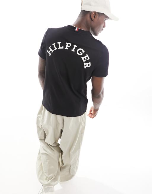 Camiseta negra con estampado de logo de estilo monotipo en la espalda de Tommy Hilfiger