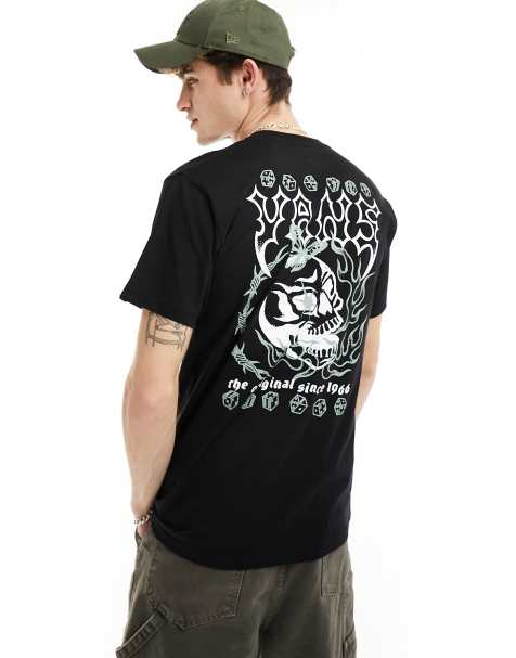 Camiseta negra con estampado en la espalda Lucky Streak de Vans - view 1