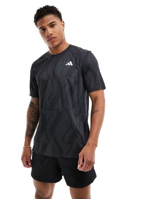 Camiseta negra con estampado gráfico Club de adidas Tennis