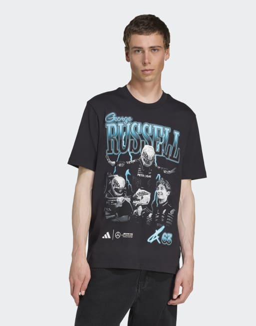 Camiseta negra con estampado gráfico 