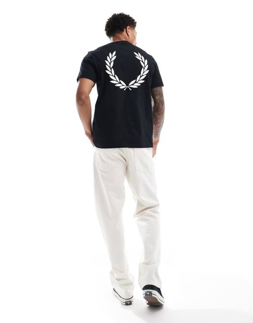 Camiseta negra con logo de laurel Rear Powder de Fred Perry, 4 de 4