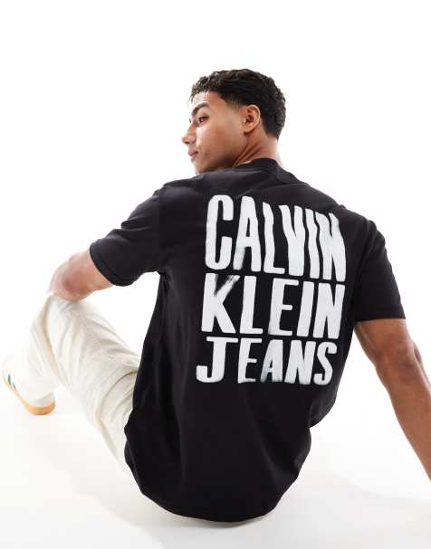 Camiseta negra con logo estampado en la espalda de Calvin Klein Jeans - view 1