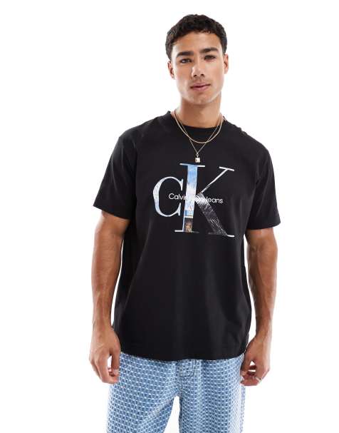 Camiseta negra con logo fotográfico grande de Calvin Klein Jeans - view 1