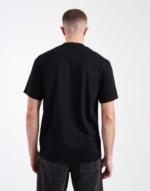 Camiseta negra con logo gráfico cuadrado de Fred Perry, 3 de 5