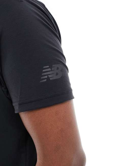 Camiseta negra con tecnología Dri-Release R.W de New Balance, 2 de 4