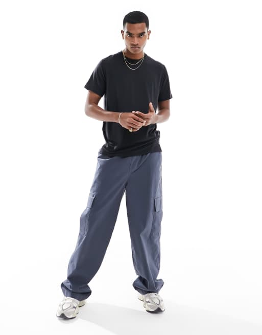 Camiseta negra con tecnología Dri-Release R.W de New Balance, 4 de 4