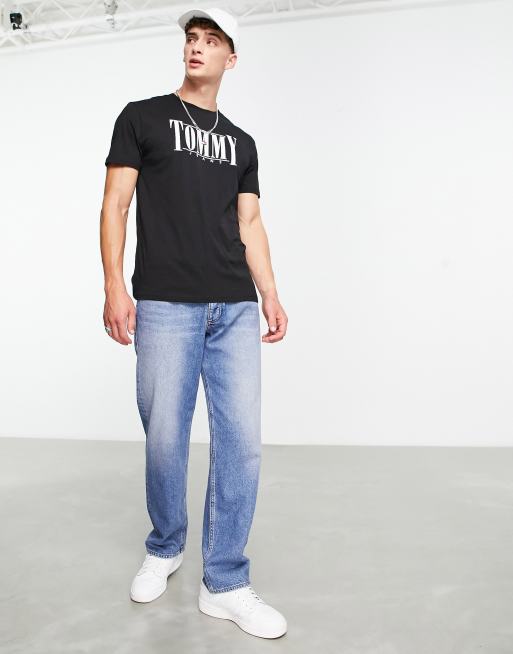 Camiseta negra de corte clásico con logo con serifa de algodón de Tommy Jeans, 4 de 4