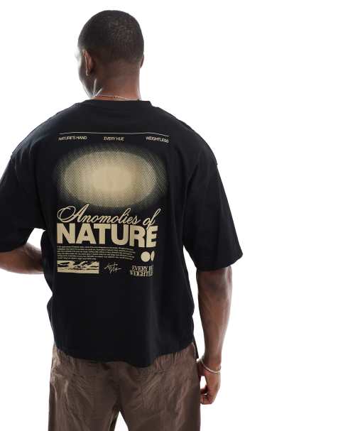 Camiseta negra de corte cuadrado extragrande con estampado gráfico cósmico de ASOS DESIGN - view 1