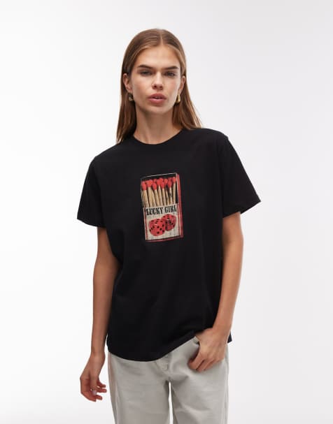 Camiseta negra de corte estándar con estampado gráfico de caja de cerillas con dados y texto "Lucky" de ASOS DESIGN - view 1