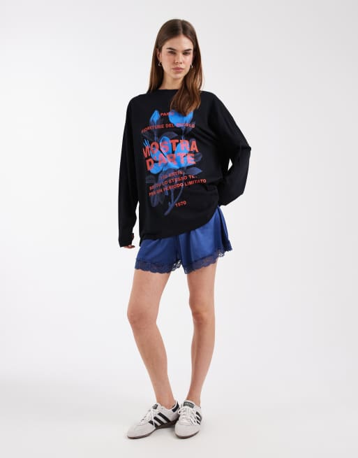 Camiseta negra de manga larga con estampado gráfico "D'arte" de ASOS DESIGN, 3 de 4