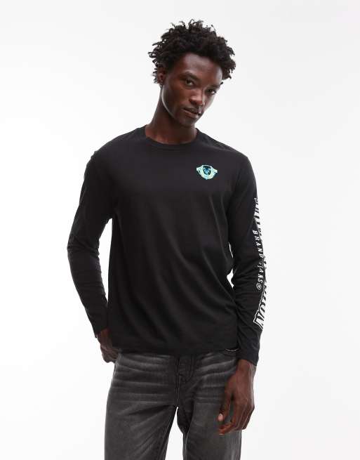 Camiseta negra de manga larga con logo estampado en relieve en la espalda de True Religion, 3 de 5