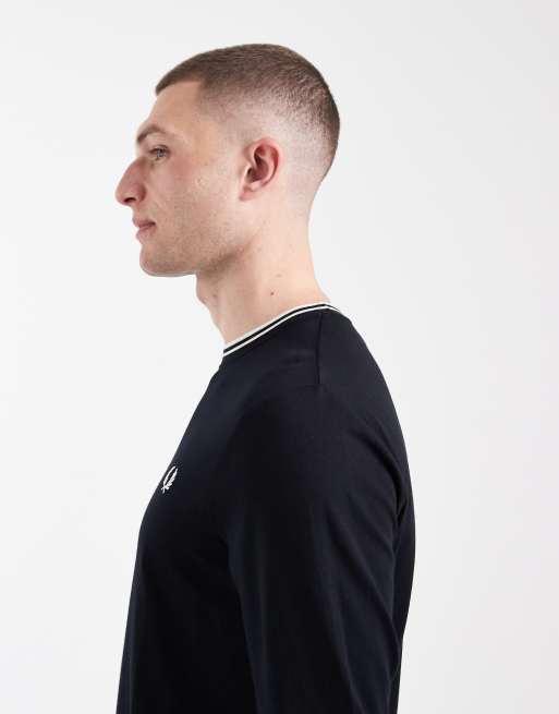 Camiseta negra de manga larga con ribetes dobles y logo de Fred Perry, 4 de 5