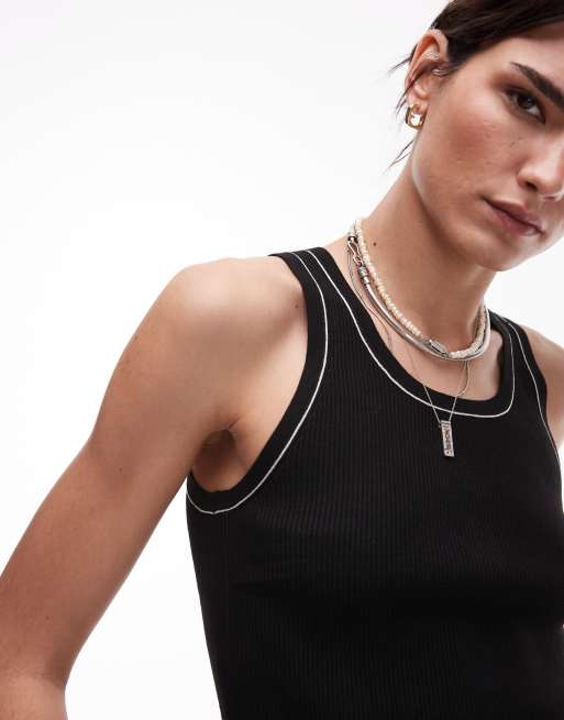 Camiseta negra de tirantes con cuello de nadadora y ribetes de Mango