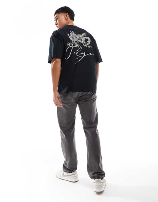 Camiseta negra extragrande con estampado de dragón y texto "Tokyo" en la espalda de ASOS DESIGN, 4 de 4