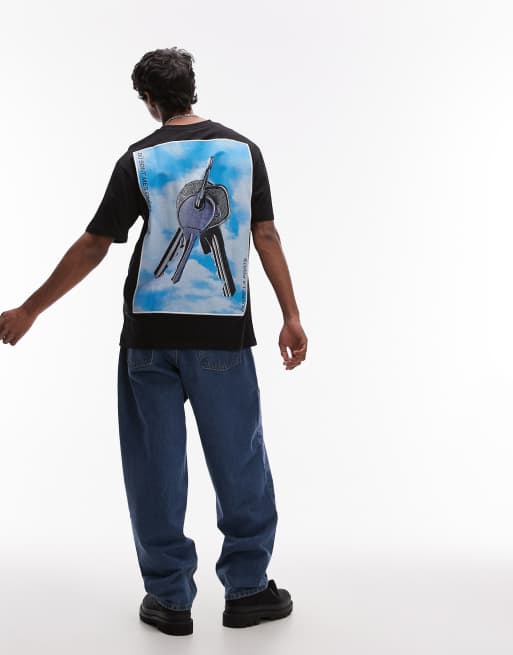 Camiseta negra extragrande con estampado de parche de llaves en la parte delantera y trasera de Topman
