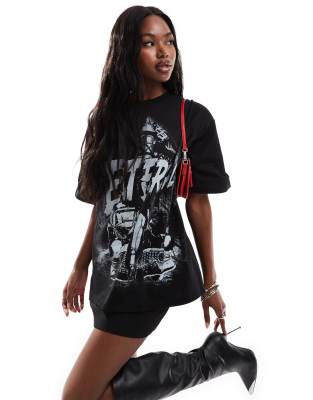 Camiseta negra extragrande con estampado de texto 