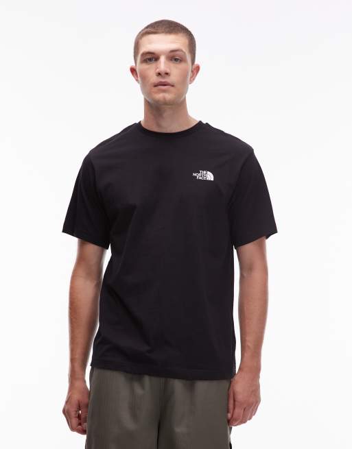 Camiseta negra extragrande con estampado en la espalda NSE Global de The North Face, 3 de 5