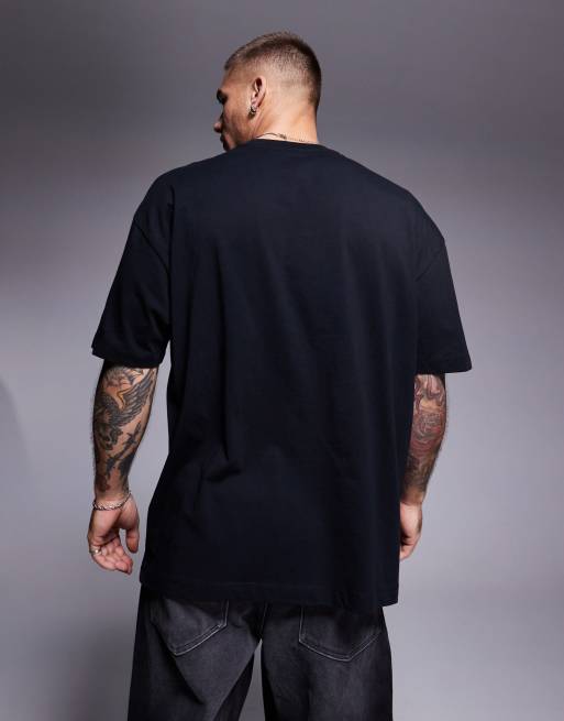 Camiseta negra extragrande con estampado en la parte delantera para Halloween de ASOS DESIGN, 3 de 4