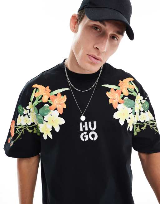 Camiseta negra extragrande con estampado floral en las mangas Diblostee de HUGO Red, 3 de 4