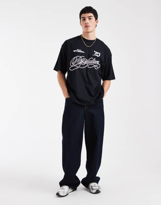 Camiseta negra extragrande con estampado gráfico de fútbol de ASOS DESIGN, 2 de 5
