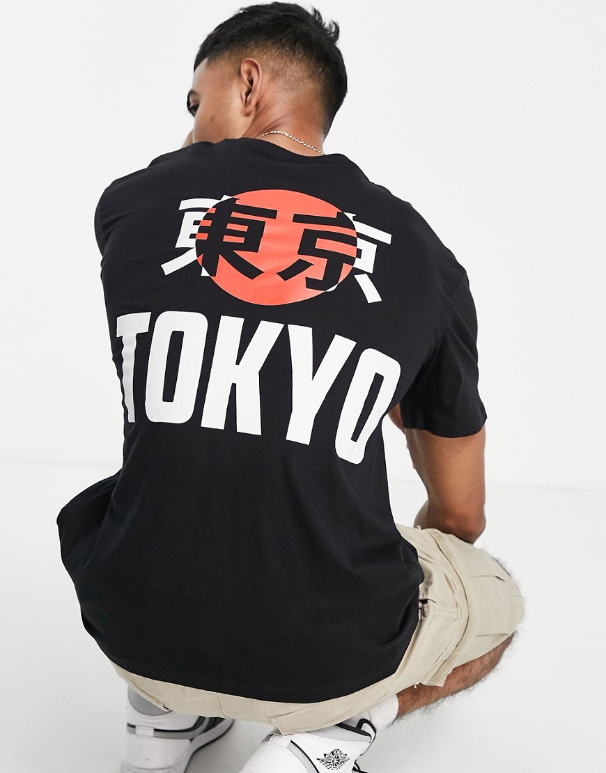 camiseta negra extragrande con estampado japonés en la parte posterior core de jack & jones-negro