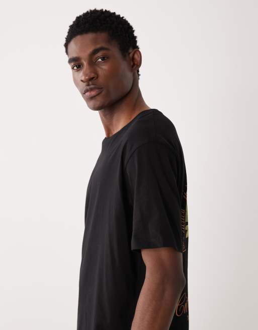 Camiseta negra extragrande con estampado naranja en la espalda de JJ Rebel, 4 de 5