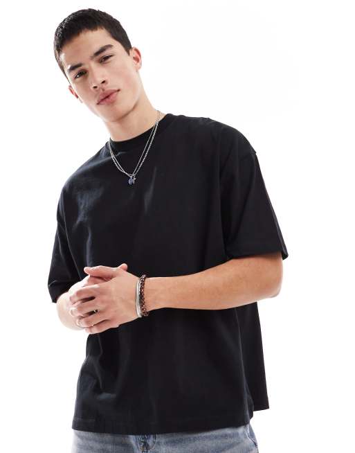 Camiseta negra extragrande con estampado trasero de estilo sukajan de ASOS DESIGN, 2 de 4