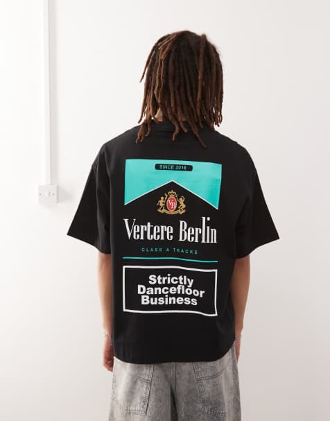 Camiseta negra extragrande con estampado trasero del logo de Vertere Berlin - view 1