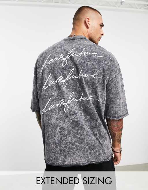 Camiseta negra extragrande con lavado ácido, bordes sin rematar y estampado triple en la espalda de ASOS Dark Future