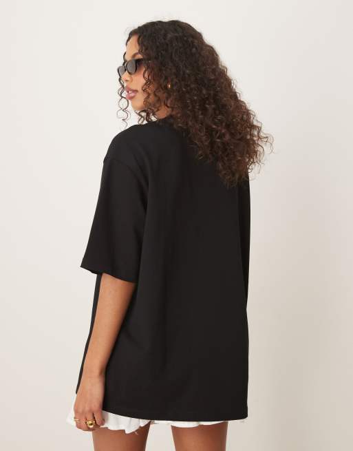 Camiseta negra extragrande de manga corta de Gina Tricot, 3 de 4
