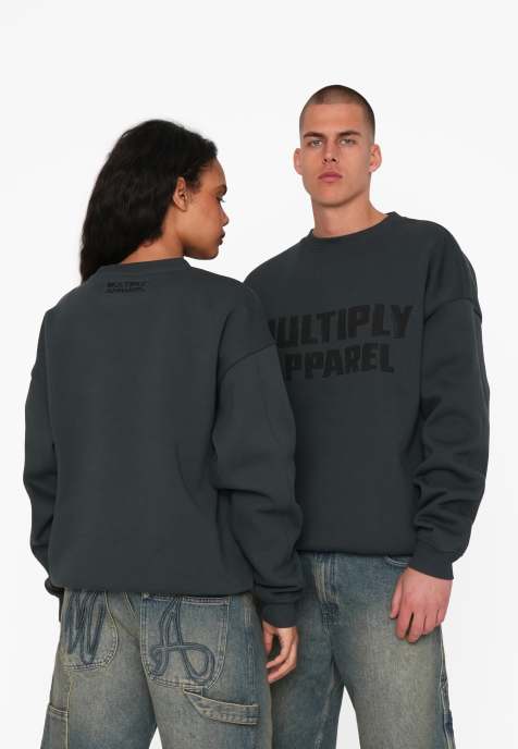 Camiseta negra extragrande Twist de Multiply Apparel - view 1