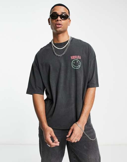 Camiseta negra extragrande unisex con estampado de Nirvana de ASOS DESIGN, 2 de 4
